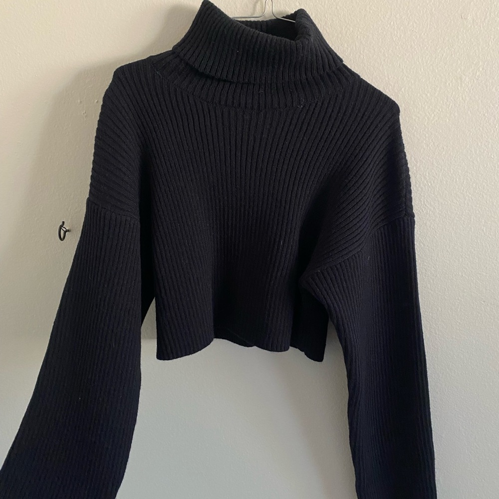 Turtle neck sweater
